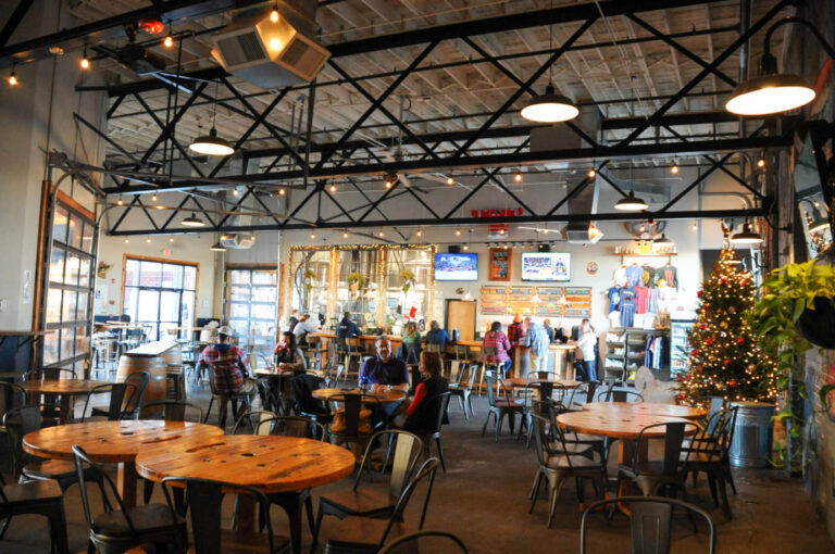 fiddlin fish brewery 768x510