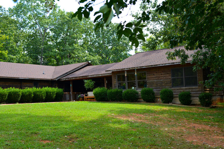 mount shephard retreat 768x512