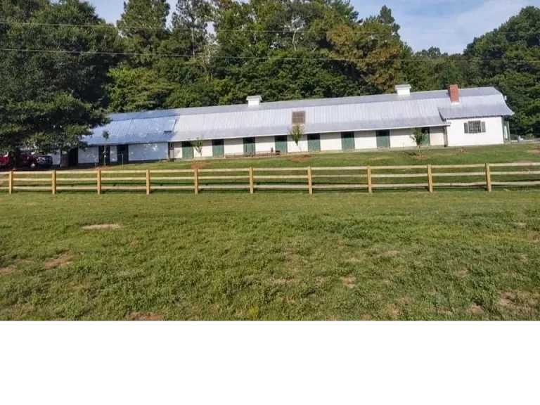 old mill farm stables 768x576